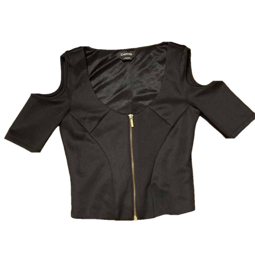 🌹 Bebe 🌹 Zipper Cutout Shoulder Top